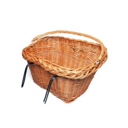 Basil Dublin flettet cykelkurv i rattan – med kroge og bærehåndtag