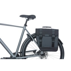Basil Tour Single 14L cykeltaske sort venstre side