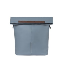 Basil City-shopper cykeltaske (graphite blue) i  vegansk læder. Hook-on system (kroge), forstærket bund, magnetisk lukning,  14-