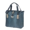 Basil Elegance City-Shopper cykeltaske (estate  blue). Materialet er af genbrugte PET-flasker. Hook-on system. Vol 20-26 L