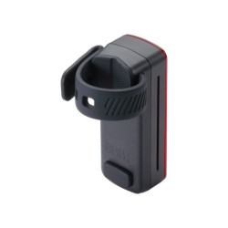 Baglygte BBB SignalPro. Genopladelig (USB-C) med 250 lumen lysstyrke. Brændetid: 21 timer (maks.).  Lystilstande:  Dayflash, Fla