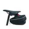 Klickfix Bikepack Sport Exspandable sadeltaske. 11x24x9/16 cm, 1-2 L, vægt: 500 g. Tasken leveres  inkl. click-on contour adapte